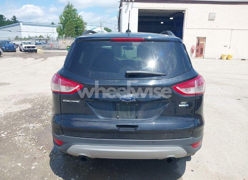 Photo 16 of 2016 Ford Escape SE (VIN 1FMCU9G90GUB28618)