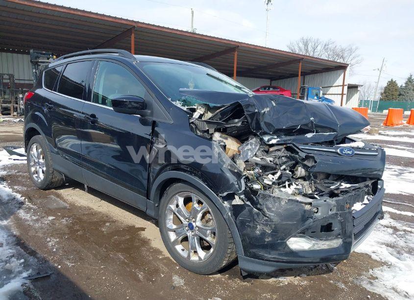 2016 Ford Escape SE (VIN 1FMCU9G90GUC22773) main photo