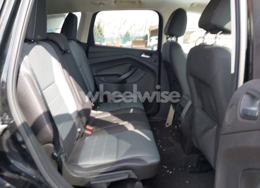 Photo 8 of 2016 Ford Escape SE (VIN 1FMCU9G90GUC22773)