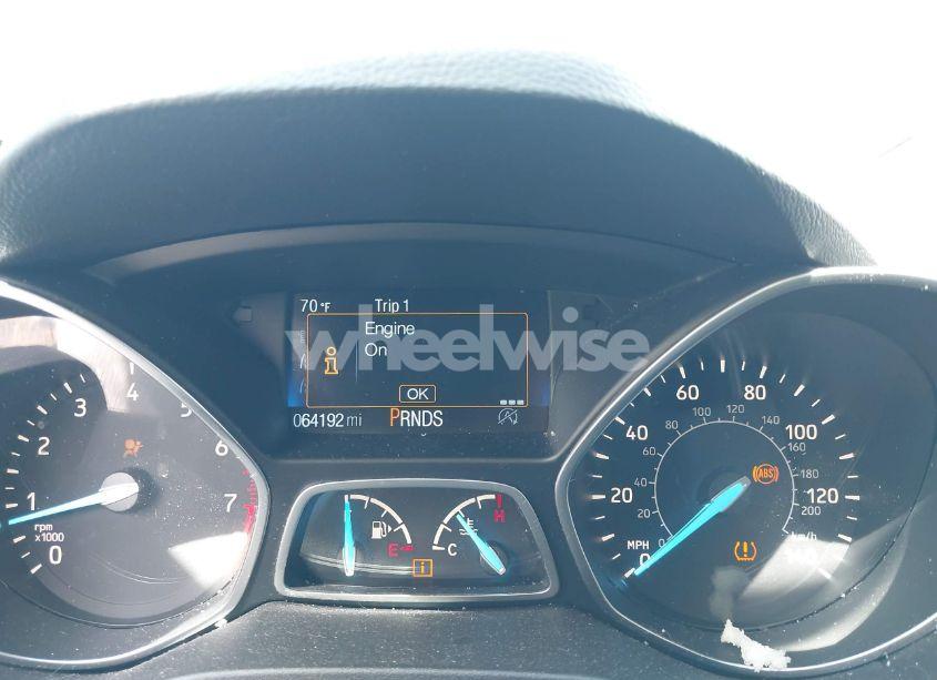 Photo 7 of 2017 Ford Escape SE (VIN 1FMCU9G90HUB35053)