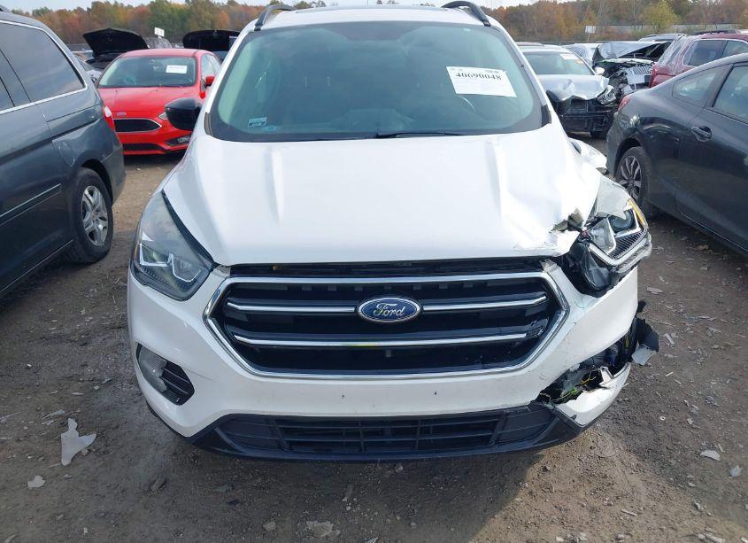 Photo 12 of 2017 Ford Escape SE (VIN 1FMCU9G90HUB71955)