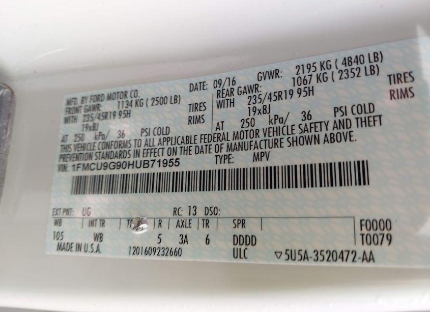 Photo 9 of 2017 Ford Escape SE (VIN 1FMCU9G90HUB71955)