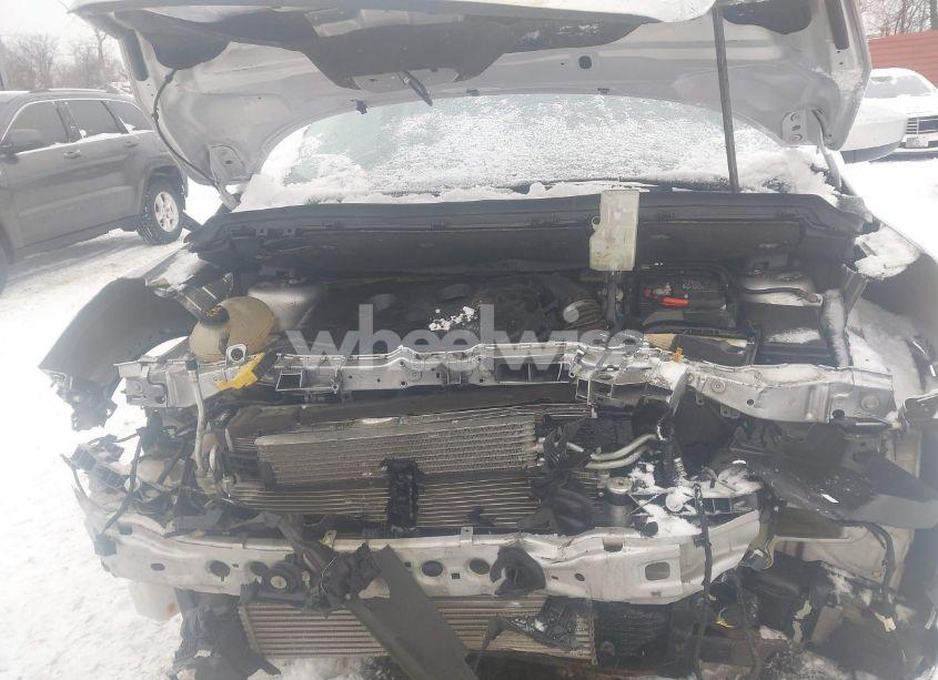 Photo 10 of 2017 Ford Escape SE (VIN 1FMCU9G90HUD39187)