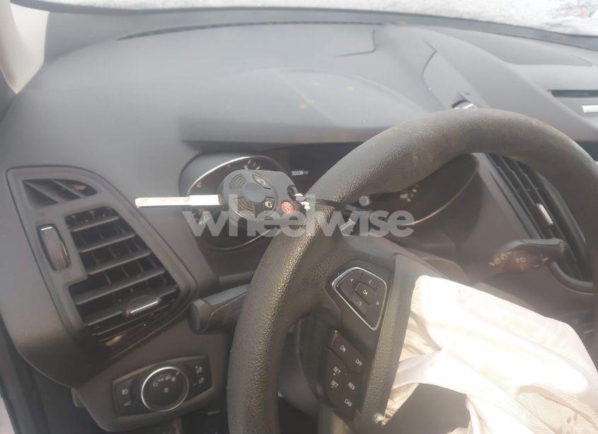 Photo 11 of 2017 Ford Escape SE (VIN 1FMCU9G90HUD39187)