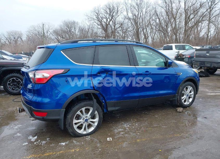 Photo 13 of 2017 Ford Escape SE (VIN 1FMCU9G90HUD55518)