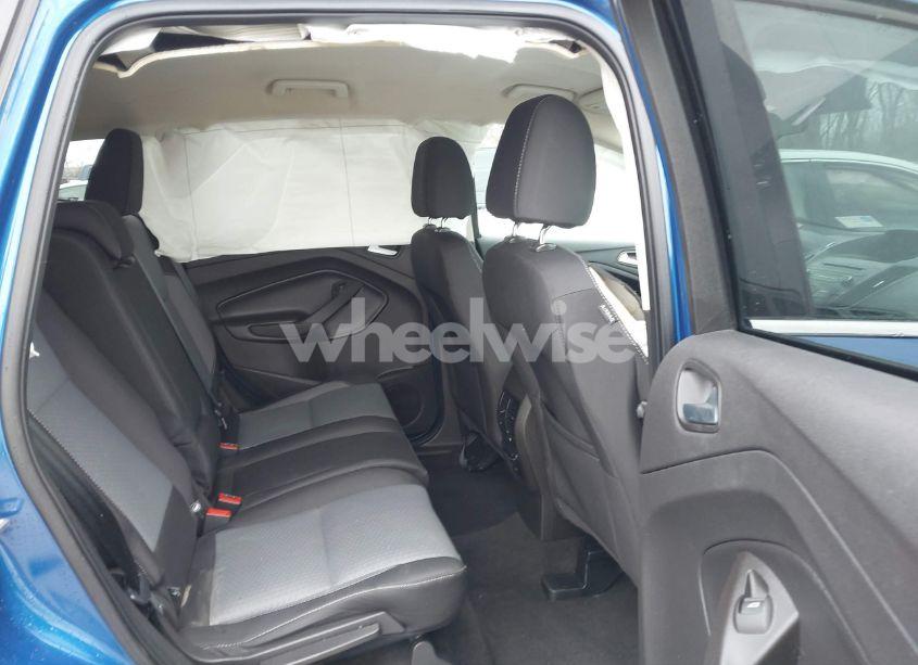 Photo 8 of 2017 Ford Escape SE (VIN 1FMCU9G90HUD55518)