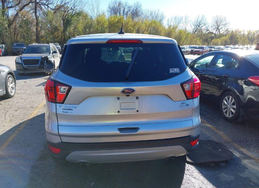 Photo 16 of 2019 Ford Escape SE (VIN 1FMCU9G90KUB66469)