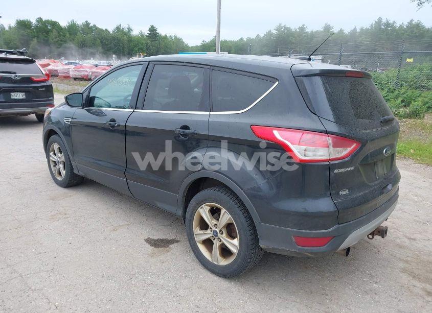 Photo 3 of 2013 Ford Escape SE (VIN 1FMCU9G91DUA07169)
