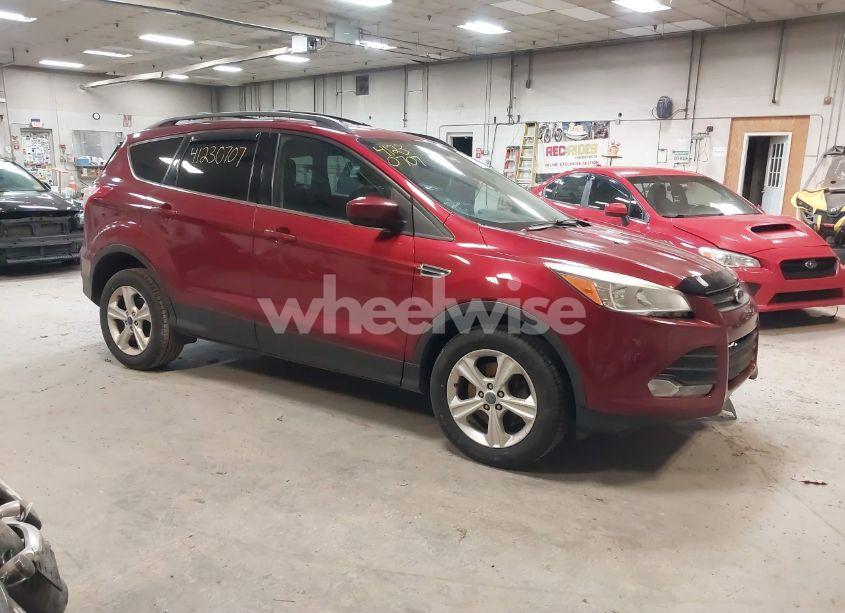 2013 Ford Escape SE (VIN 1FMCU9G91DUB11967) main photo