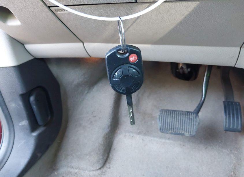 Photo 11 of 2013 Ford Escape SE (VIN 1FMCU9G91DUB40580)