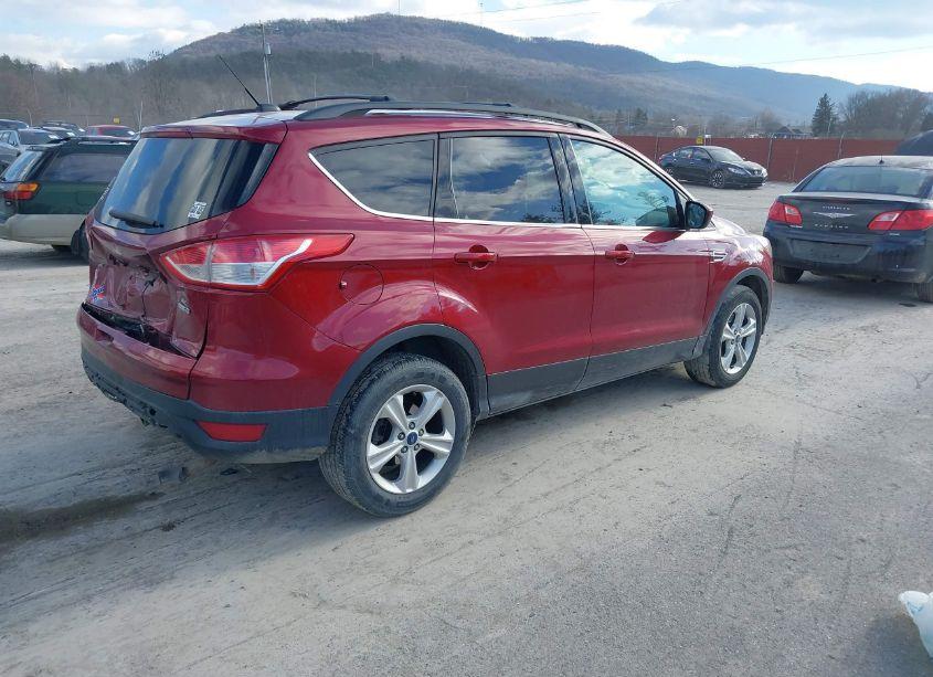 Photo 4 of 2013 Ford Escape SE (VIN 1FMCU9G91DUC30862)