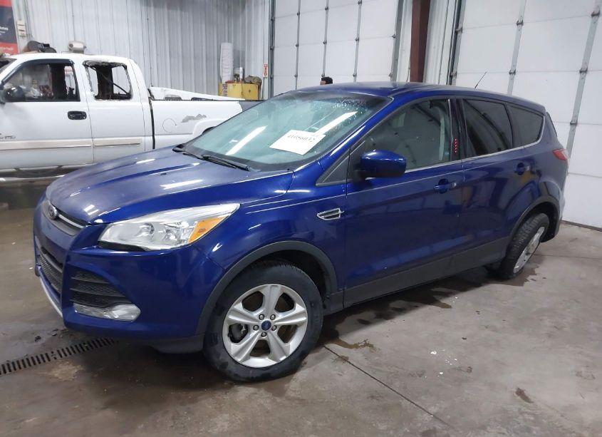 Photo 2 of 2013 Ford Escape SE (VIN 1FMCU9G91DUD11795)