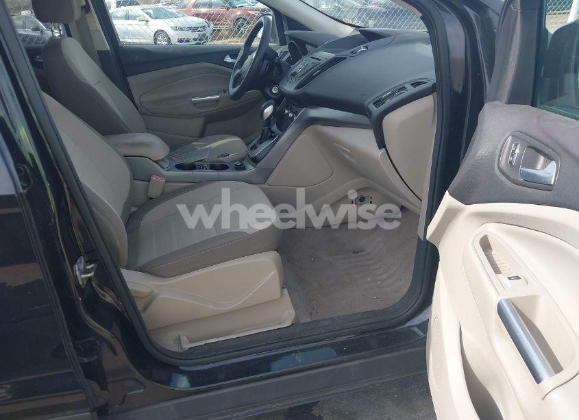 Photo 5 of 2014 Ford Escape SE (VIN 1FMCU9G91EUA07321)