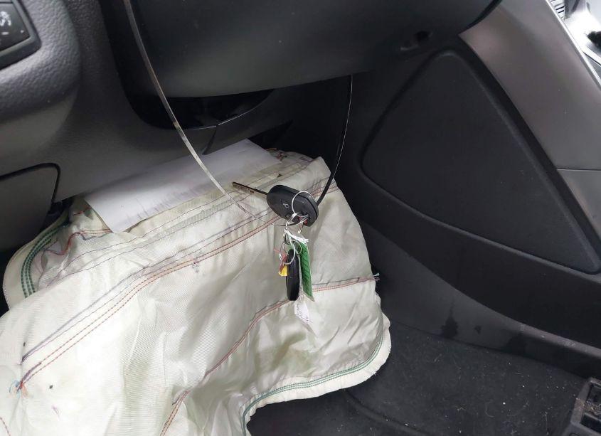 Photo 11 of 2014 Ford Escape SE (VIN 1FMCU9G91EUA15869)