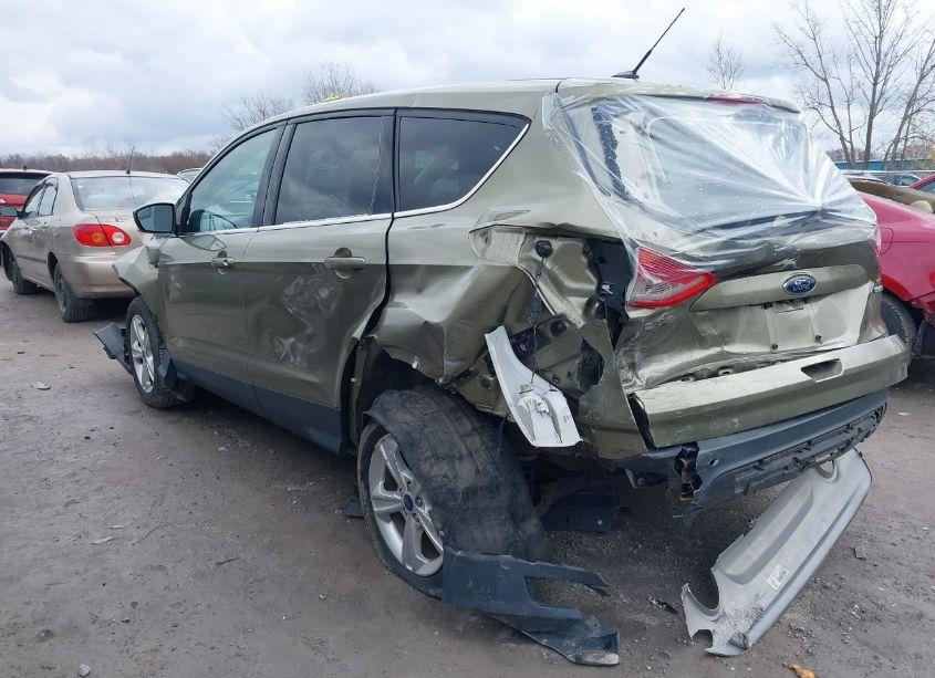 Photo 3 of 2014 Ford Escape SE (VIN 1FMCU9G91EUA15869)