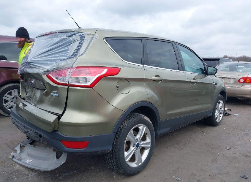 Photo 4 of 2014 Ford Escape SE (VIN 1FMCU9G91EUA15869)