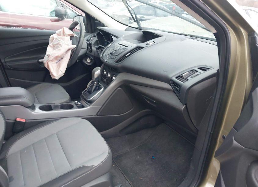 Photo 5 of 2014 Ford Escape SE (VIN 1FMCU9G91EUA15869)