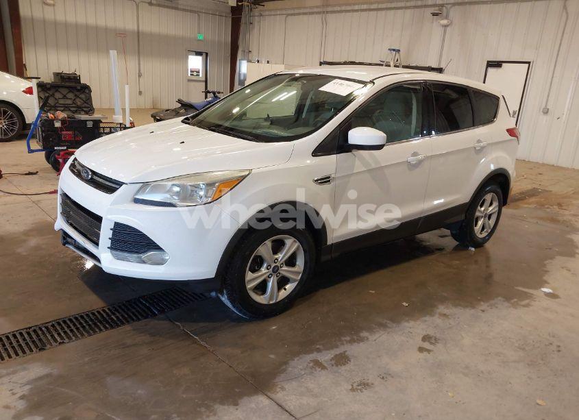 Photo 2 of 2014 Ford Escape SE (VIN 1FMCU9G91EUC84972)
