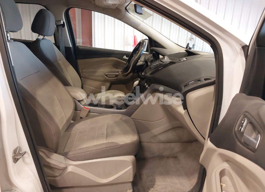 Photo 5 of 2014 Ford Escape SE (VIN 1FMCU9G91EUC84972)