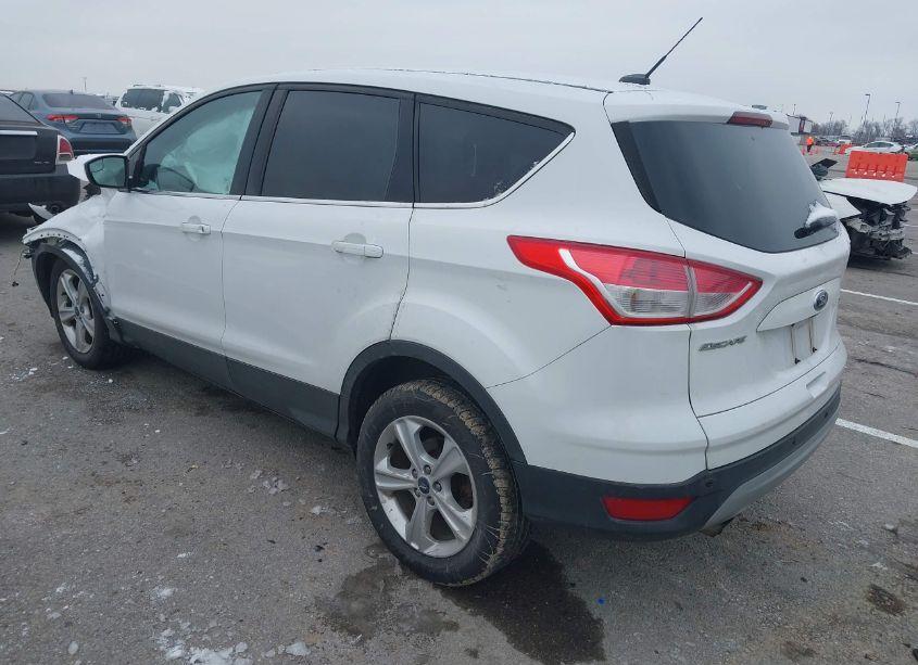 Photo 3 of 2014 Ford Escape SE (VIN 1FMCU9G91EUD59489)