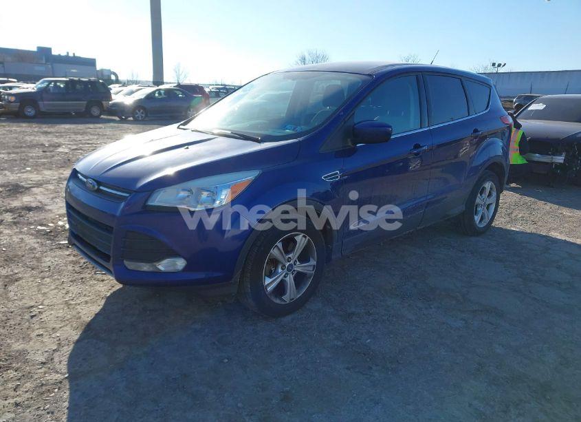 Photo 2 of 2015 Ford Escape SE (VIN 1FMCU9G91FUB77485)