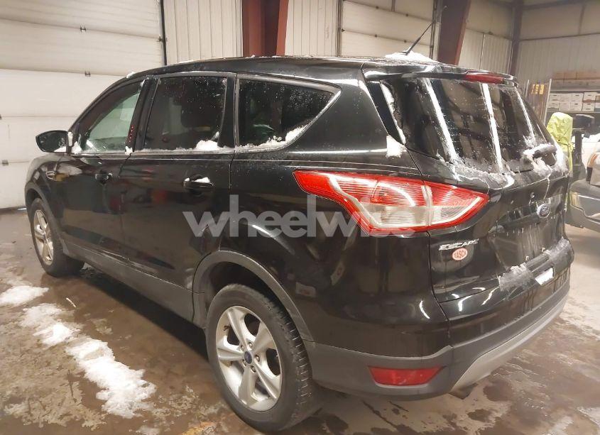 Photo 3 of 2015 Ford Escape SE (VIN 1FMCU9G91FUB86445)