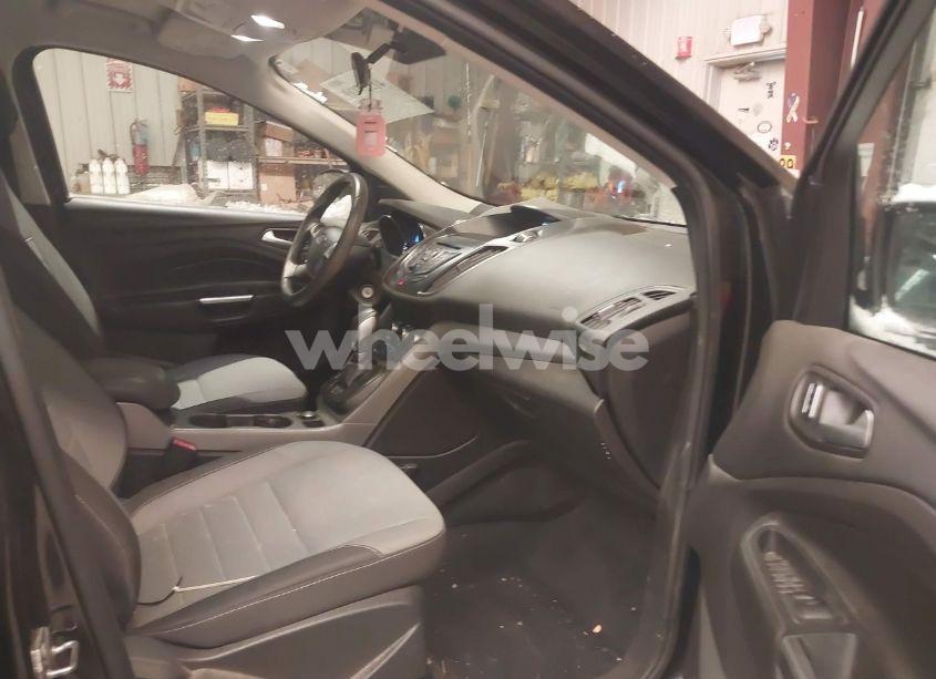 Photo 5 of 2015 Ford Escape SE (VIN 1FMCU9G91FUB86445)