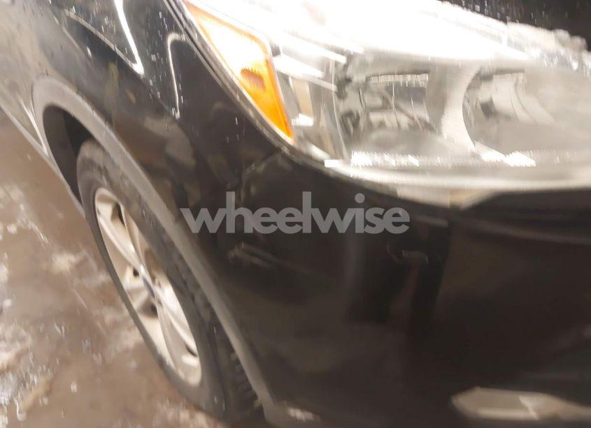 Photo 6 of 2015 Ford Escape SE (VIN 1FMCU9G91FUB86445)