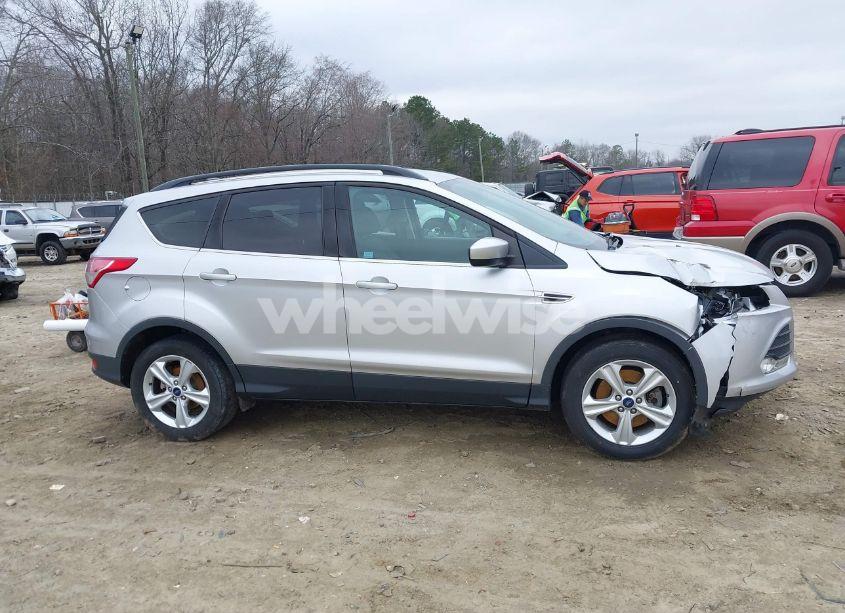 Photo 13 of 2015 Ford Escape SE (VIN 1FMCU9G91FUB87806)