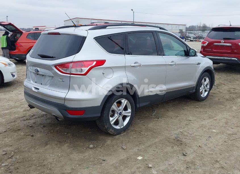 Photo 4 of 2015 Ford Escape SE (VIN 1FMCU9G91FUB87806)