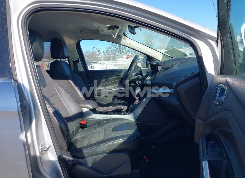 Photo 5 of 2015 Ford Escape SE (VIN 1FMCU9G91FUC38866)