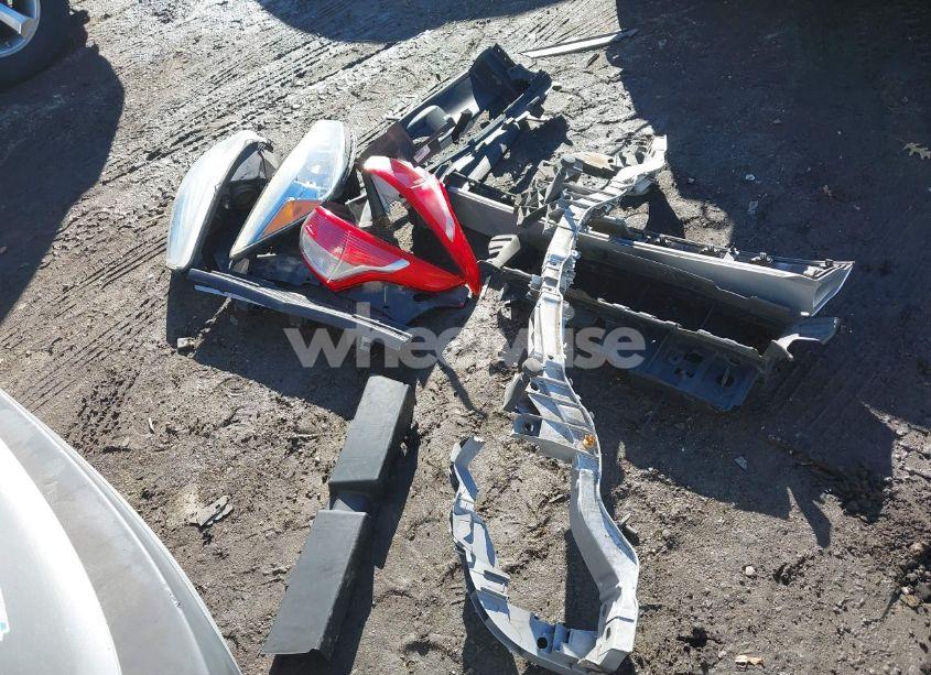 Photo 12 of 2015 Ford Escape SE (VIN 1FMCU9G91FUC53061)