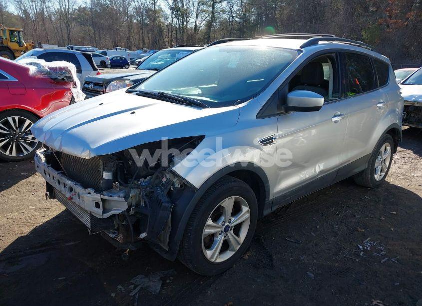 Photo 2 of 2015 Ford Escape SE (VIN 1FMCU9G91FUC53061)