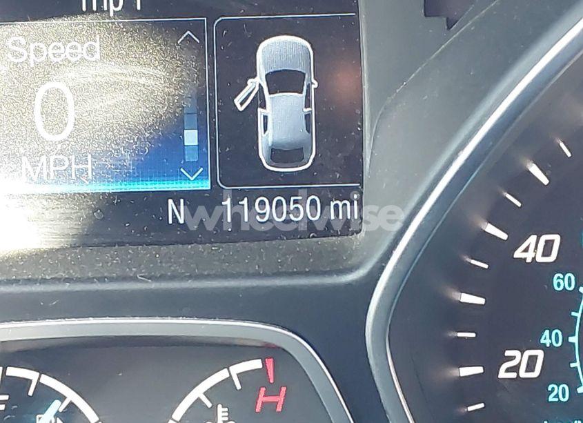 Photo 15 of 2016 Ford Escape SE (VIN 1FMCU9G91GUC45639)