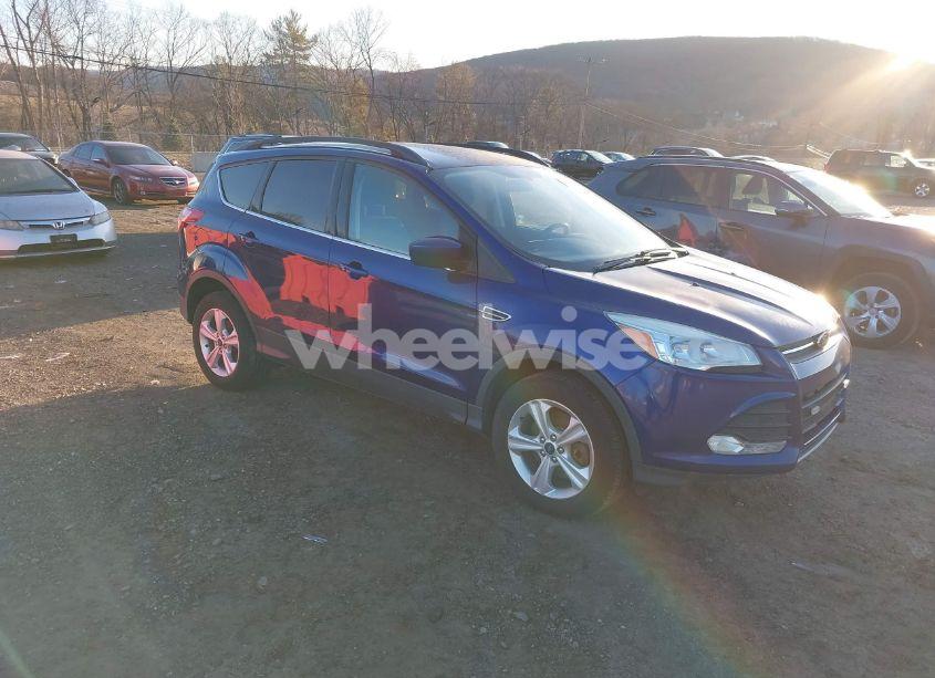 2016 Ford Escape SE (VIN 1FMCU9G91GUC46676) main photo