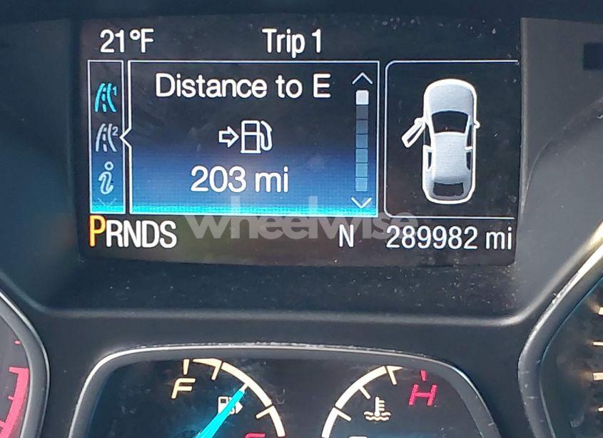 Photo 15 of 2016 Ford Escape SE (VIN 1FMCU9G91GUC46676)