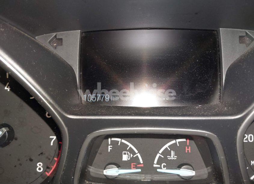 Photo 15 of 2017 Ford Escape SE (VIN 1FMCU9G91HUA50691)