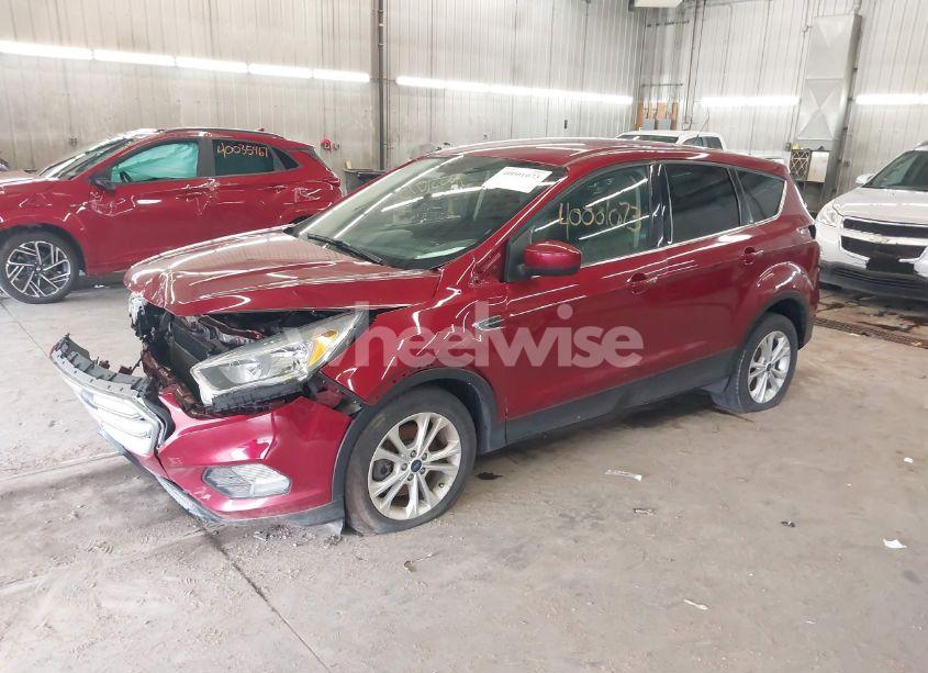 Photo 2 of 2017 Ford Escape SE (VIN 1FMCU9G91HUA50691)