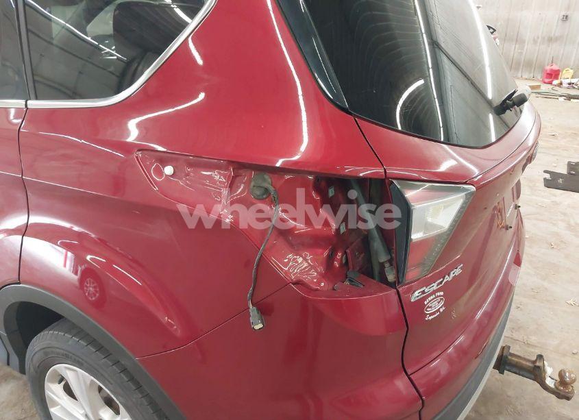 Photo 20 of 2017 Ford Escape SE (VIN 1FMCU9G91HUA50691)