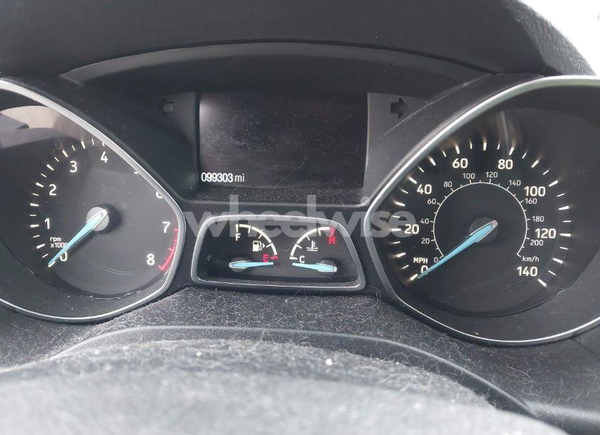 Photo 7 of 2017 Ford Escape SE (VIN 1FMCU9G91HUB67817)