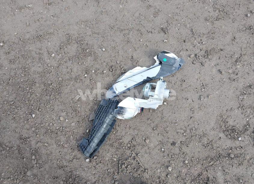 Photo 12 of 2017 Ford Escape SE (VIN 1FMCU9G91HUD06408)