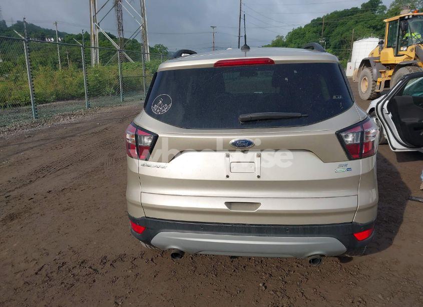 Photo 17 of 2017 Ford Escape SE (VIN 1FMCU9G91HUD06408)