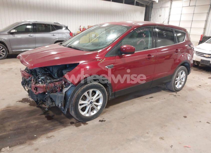 Photo 2 of 2017 Ford Escape SE (VIN 1FMCU9G91HUD45788)