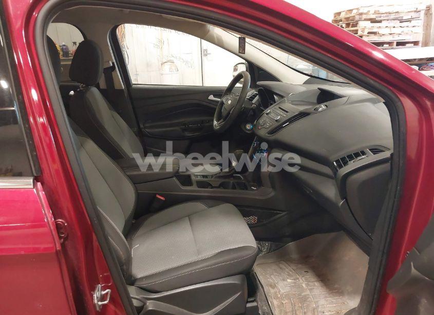 Photo 5 of 2017 Ford Escape SE (VIN 1FMCU9G91HUD45788)