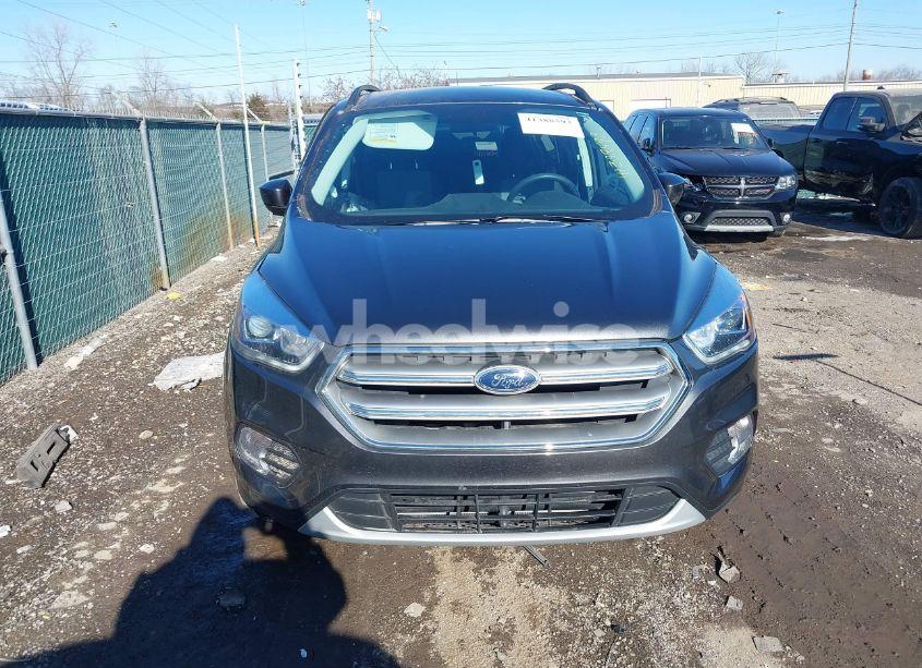 Photo 12 of 2017 Ford Escape SE (VIN 1FMCU9G91HUE52887)