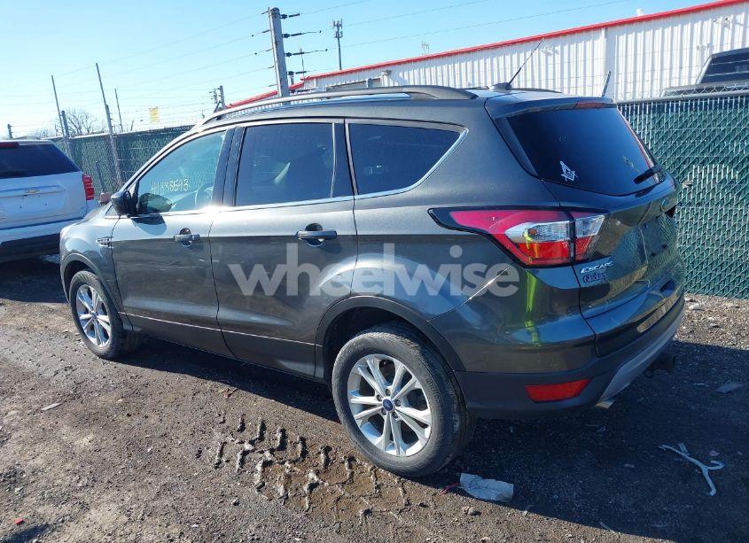 Photo 14 of 2017 Ford Escape SE (VIN 1FMCU9G91HUE52887)