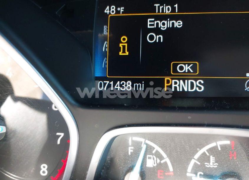 Photo 16 of 2017 Ford Escape SE (VIN 1FMCU9G91HUE73058)