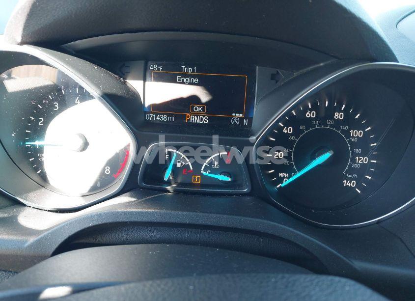 Photo 7 of 2017 Ford Escape SE (VIN 1FMCU9G91HUE73058)