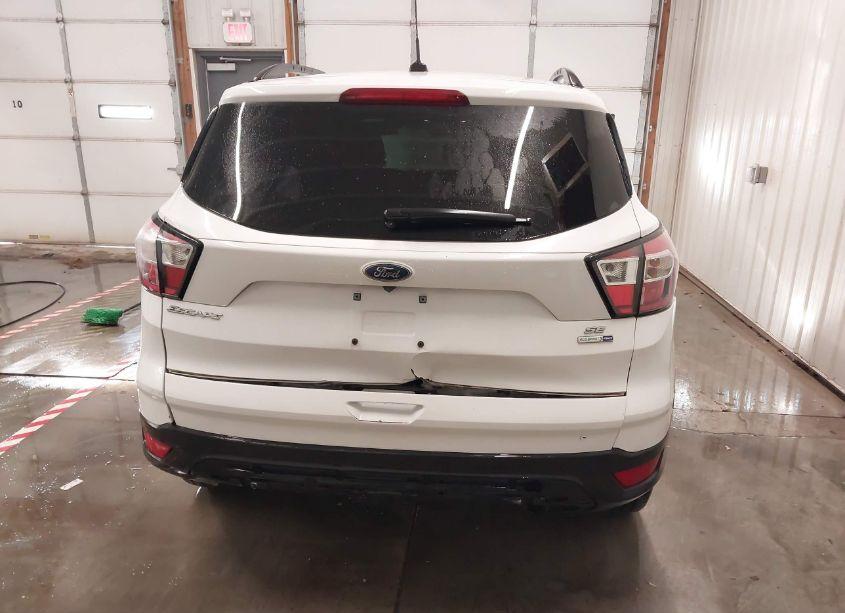 Photo 16 of 2018 Ford Escape SE (VIN 1FMCU9G91JUC38648)