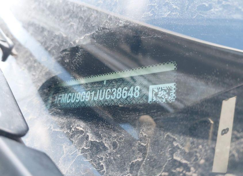 Photo 9 of 2018 Ford Escape SE (VIN 1FMCU9G91JUC38648)